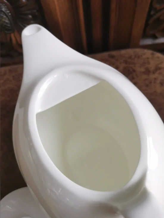 Wedgwood White Bone China  Teapot "Shape 225" - Picture 6 of 9